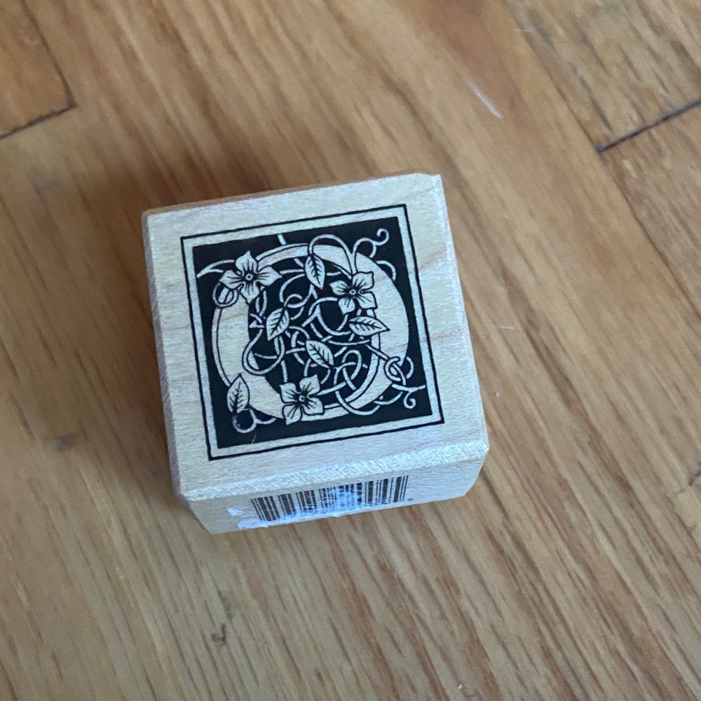 Square Wooden “O” Rubber Stamp with Floral Design